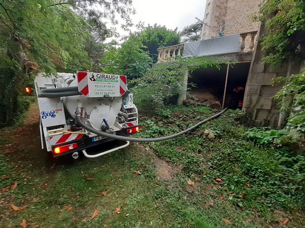 Réalisations de Giraud Environnement entreprise de curage à Saint-Maurice-le-Girard