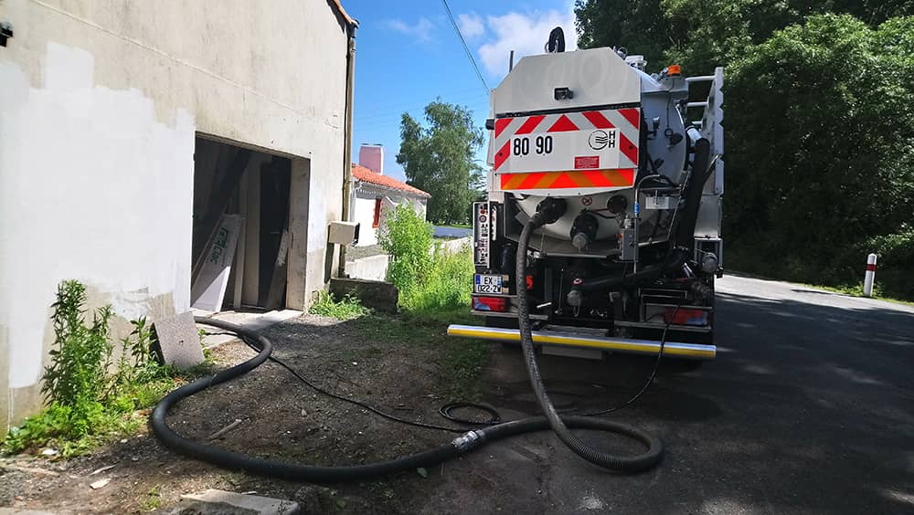 Réalisations de Giraud Environnement entreprise de curage à Saint-Maurice-le-Girard