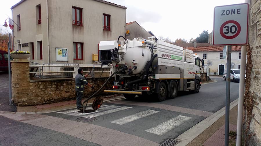 Réalisations de Giraud Environnement entreprise de curage à Saint-Maurice-le-Girard